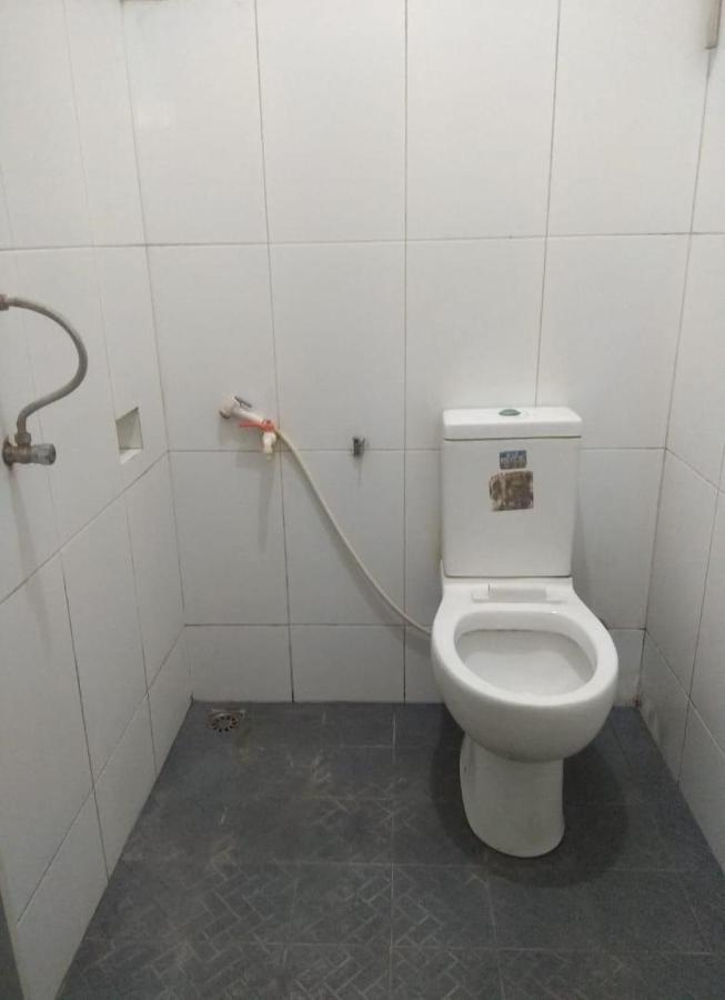 Hotel Maya Тегал Екстериор снимка